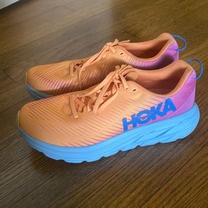 Hoka Rincon 3